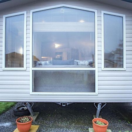 Ty Moselle 12 - 2 Bedroom Holiday Home - أمروث المظهر الخارجي الصورة